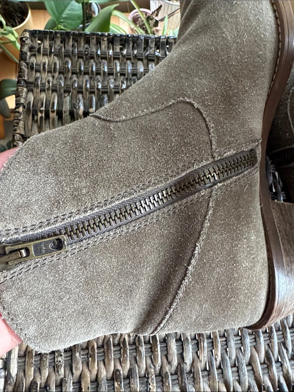 Madewell The Barnwood Boots 1937 leather suede ankle booties size 6.5